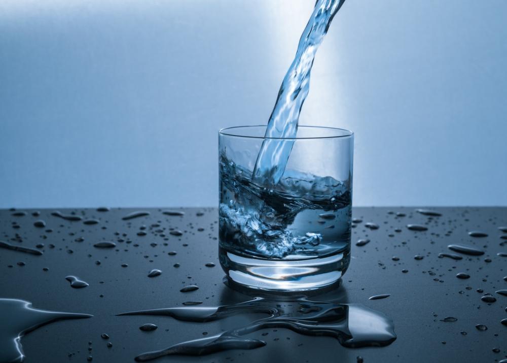 Escobar da un paso más hacia la gratuidad del agua en los boliches bailables