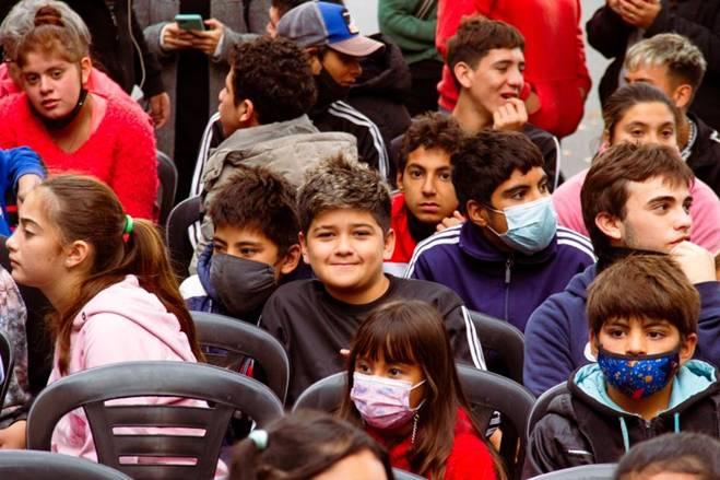 En el día de su cumpleaños, la CPM reinauguró la biblioteca Carlos Cajade
