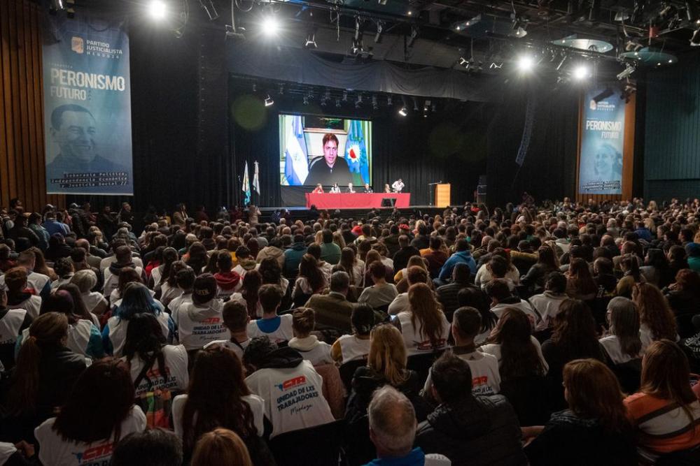 El PJ se juntó en Mendoza y además de llamar a la unidad pidió repensar el peronismo
