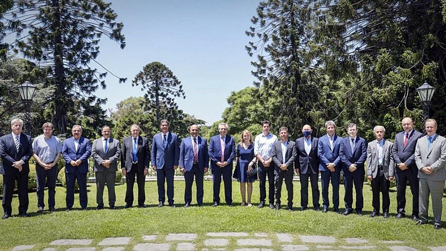 La liga de los gobernadores sale a la cancha con foco en la unidad nacional