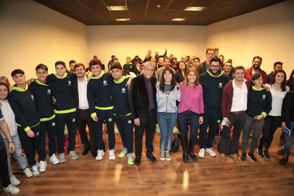 Avellaneda lanzó un programa de becas para deportistas locales de alto rendimiento