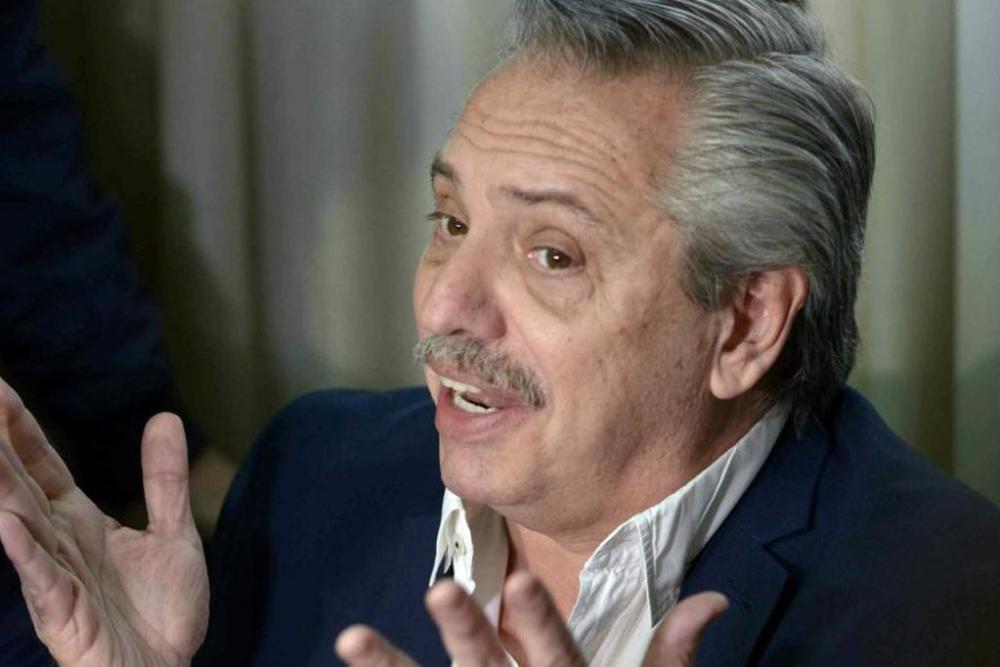 Alberto confundió Garganta Poderosa con Garganta Profunda: los memes son infernales