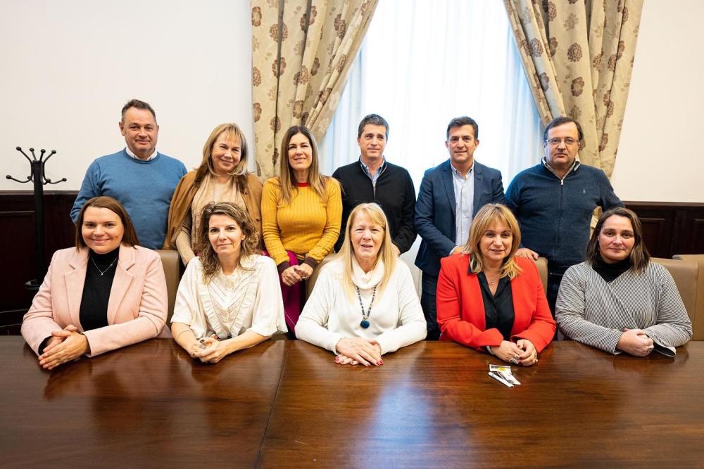 Stolbizer pasó por la Legislatura para hablar sobre la boleta única en la provincia