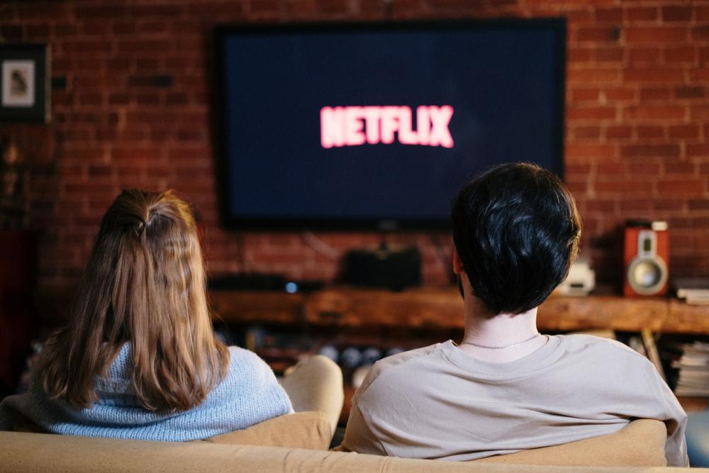 Desde agosto, no se podrá compartir Netflix de forma gratuita entre varios hogares