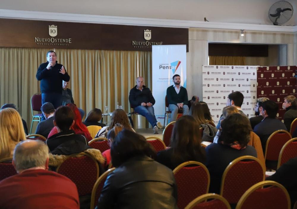 Alcalde PRO que quiere suceder a Kicillof, presiona por una mayor autonomía municipal