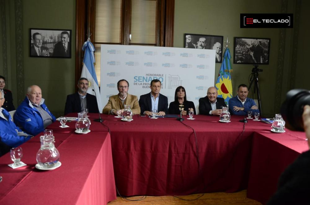 Cómo es el proyecto que busca fortalecer los cuarteles de bomberos en la Provincia