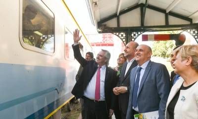 Alberto y Massa juntos, en el regreso del tren que une Rosario con Cañada de Gómez
