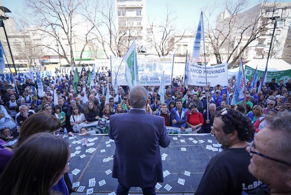 Trabajadores reclaman a la Legislatura que trate el proyecto de reforma del Bapro