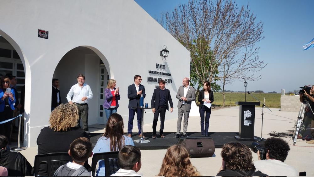 Intendente UCR mimó a Kicillof y le pegó a Vidal, y en el PRO se lo quieren comer