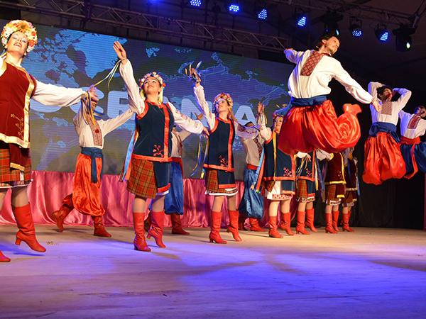 Berisso a full: así continúa la gran Fiesta Provincial del Inmigrante