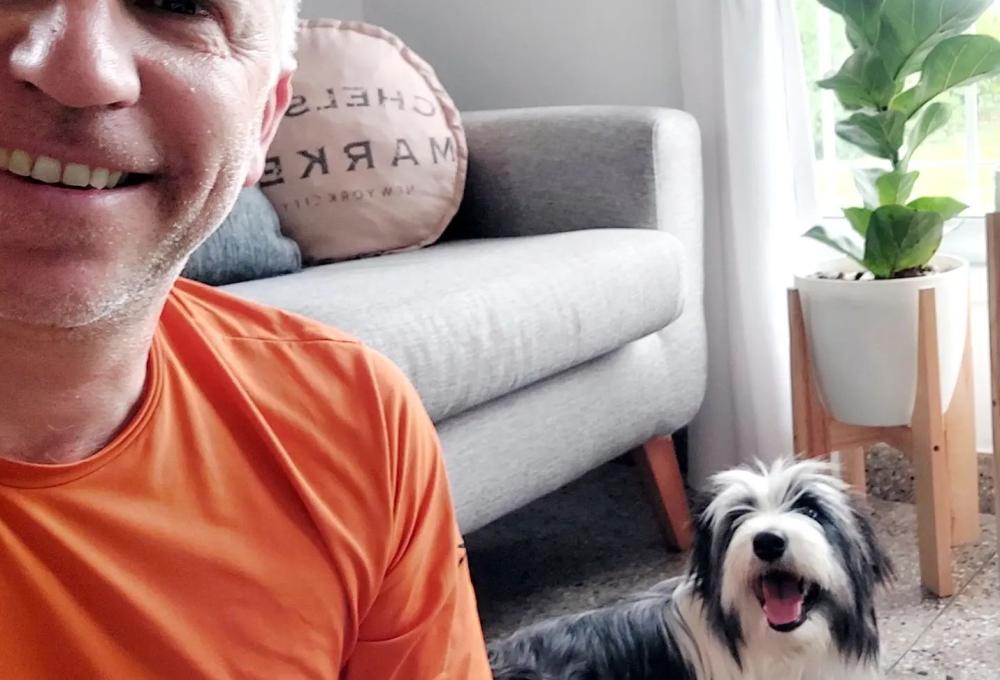 “Adoptá”:  “Ella forma parte de mi vida y yo de la suya”, tiró el intendente, feliz