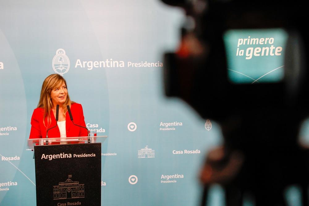Cerruti: “Para el Gobierno es prioritario el proyecto de Renta Inesperada”