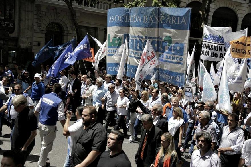 Se tensa el debate por la reforma del Bapro: “El radicalismo calla, el PRO avasalla”