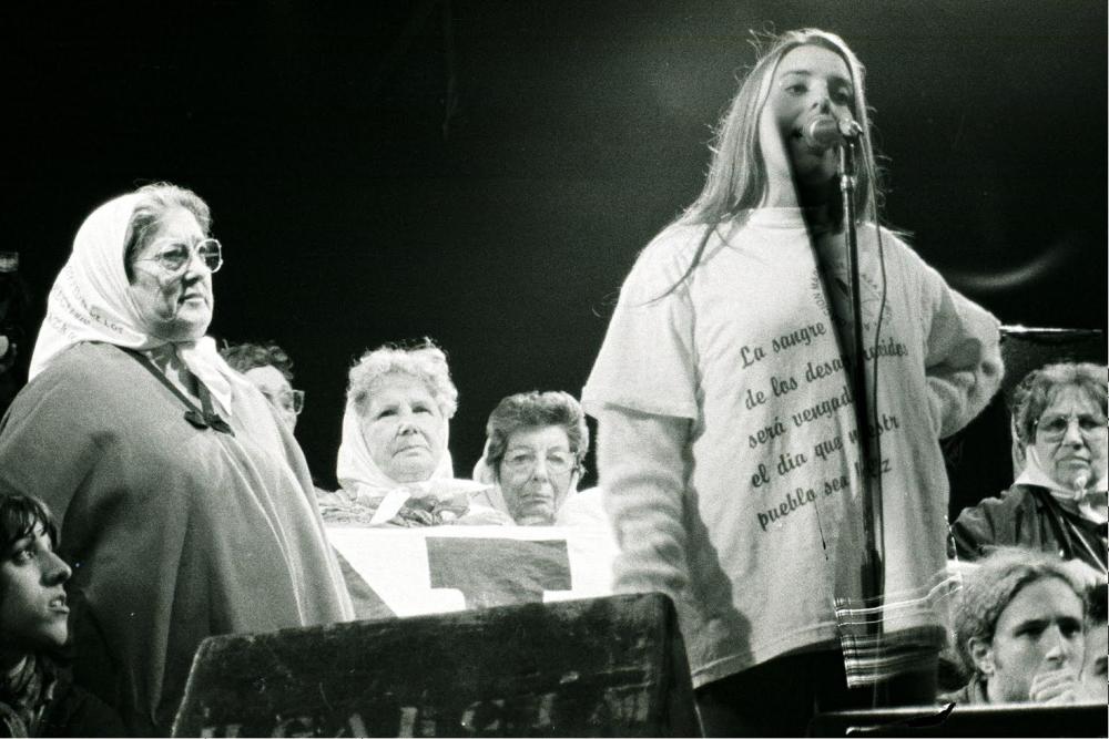 Lucía García Itzigsohn: “El compromiso es sostener la potencia de la voz de Hebe”