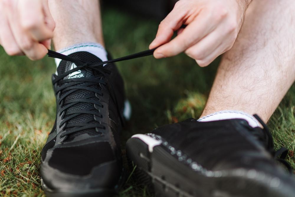 Anunciaron un acuerdo de precios de zapatillas: qué marcas participan