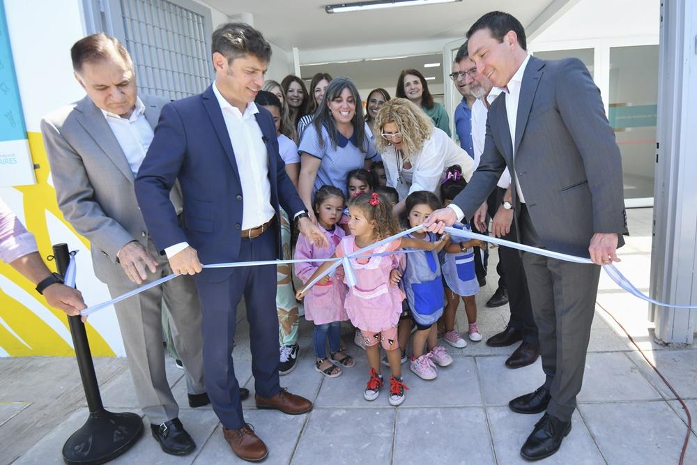 2023 a la vista: Kicillof inauguró el edificio escolar n° 130 y le pegó duro a Vidal