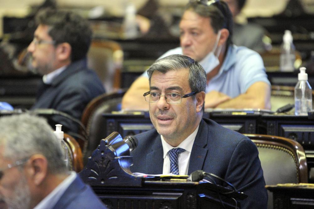 El FdT prepara su estrategia parlamentaria para el debate por el juicio a la Corte
