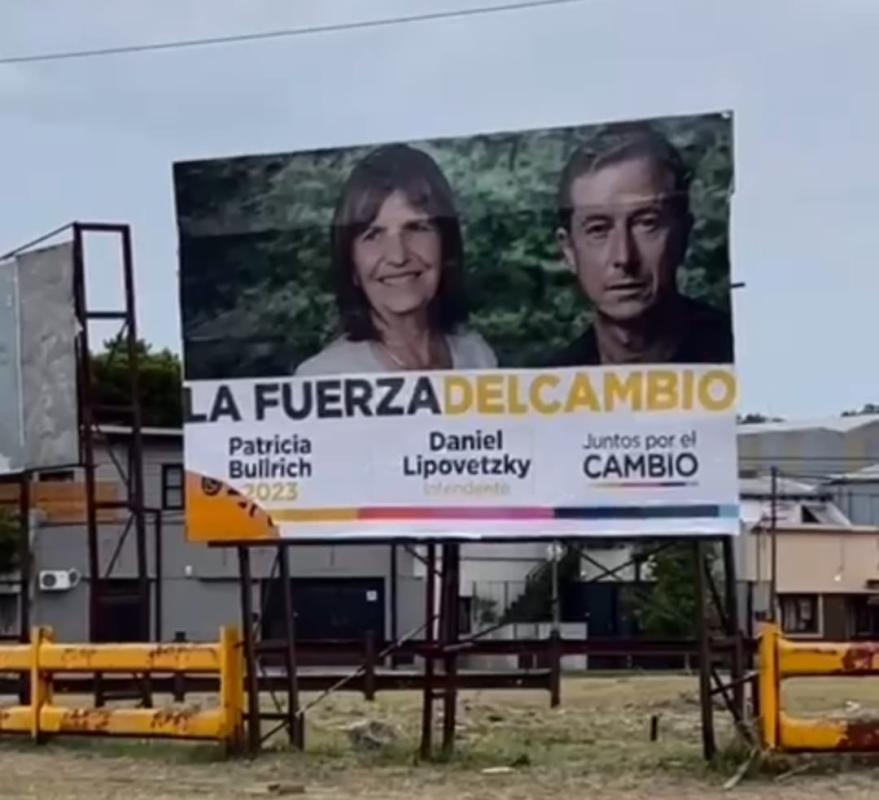 Se calienta la interna en el PRO La Plata: robo de cartel y fuertes acusaciones