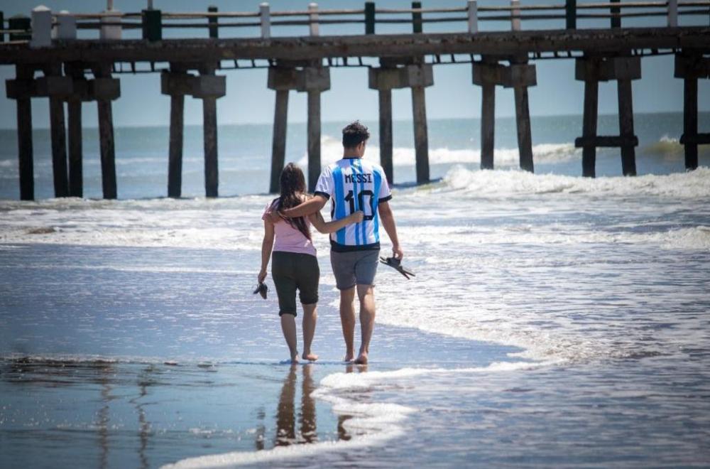 Verano re contra caliente: La Costa sigue superando récords de visitantes