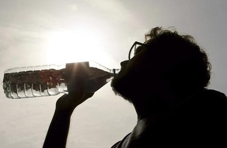 Elevan el Nivel de Atención del Riesgo a Rojo por la cola de calor: qué significa
