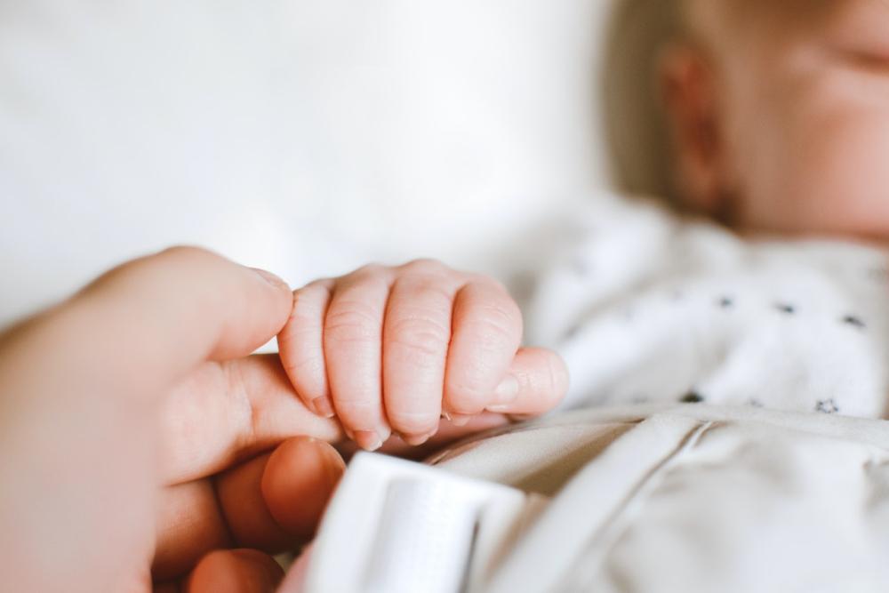 Qué es Kit Sueño Seguro, el plan que busca evitar la muerte súbita de bebés