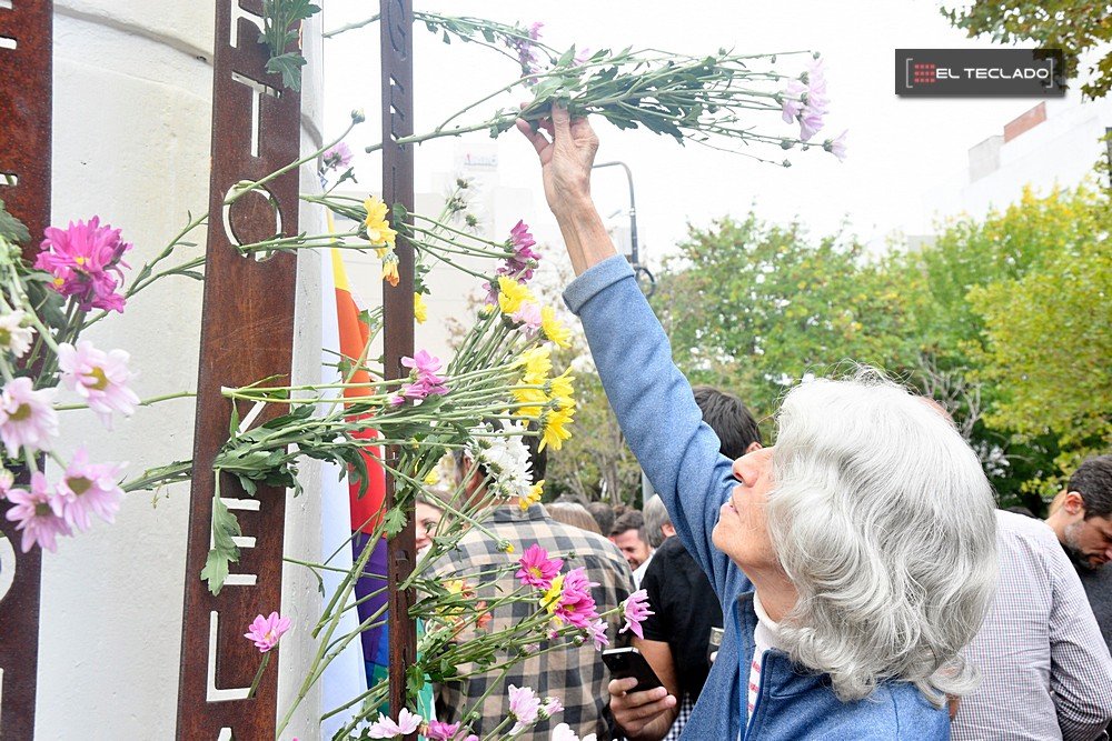 Ni héroes ni veteranos: La Plata homenajeó a los pibes de Malvinas
