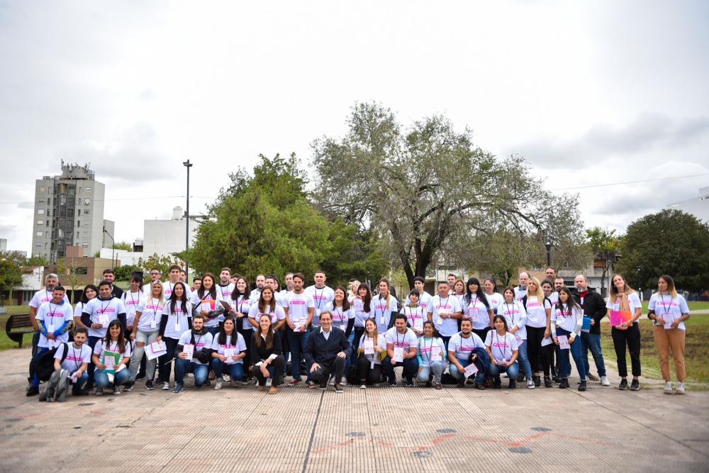 Ya funciona en La Plata “El tutor de mi cuadra”: ¿Cómo sumarse y participar?