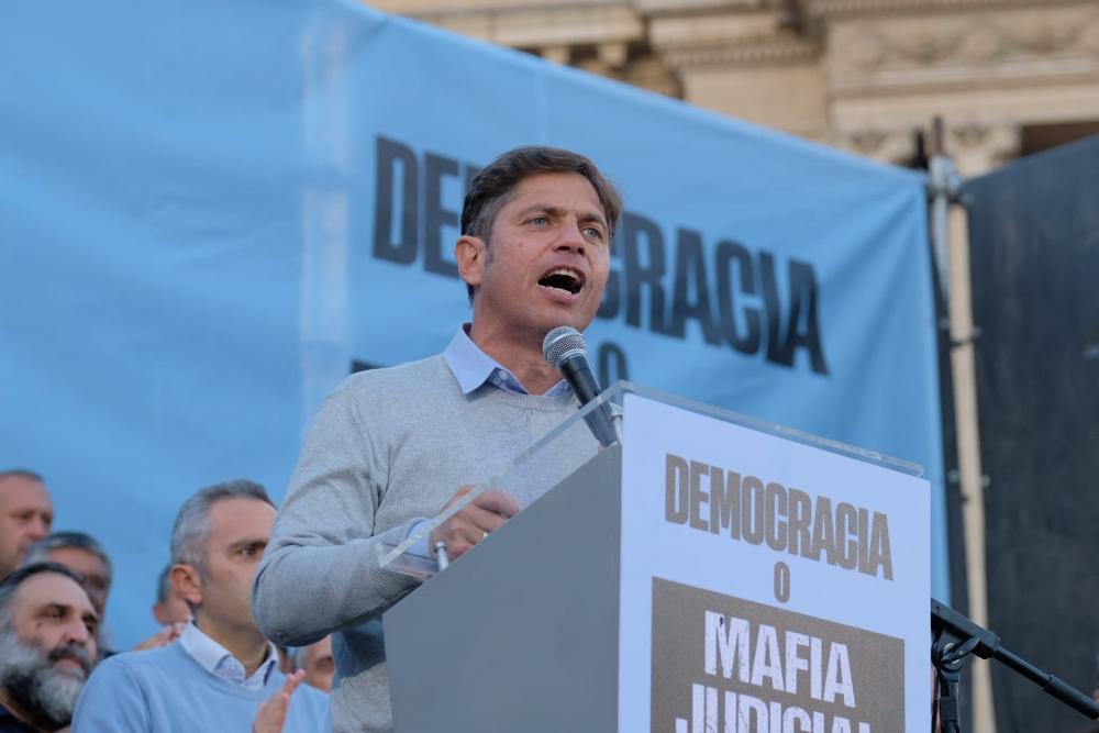 Axel Kicillof: “Vamos a llenar las urnas de votos y vamos a romper la proscripción”