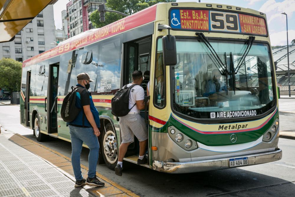 El gobierno desembolsó 11 mil millones de pesos y se levantó el paro de transporte