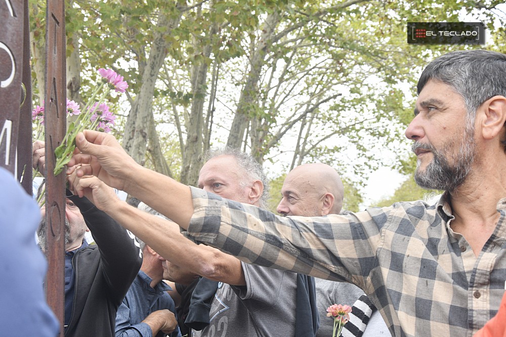  La Plata homenajeó a los pibes de Malvinas  [Foto: El Teclado]