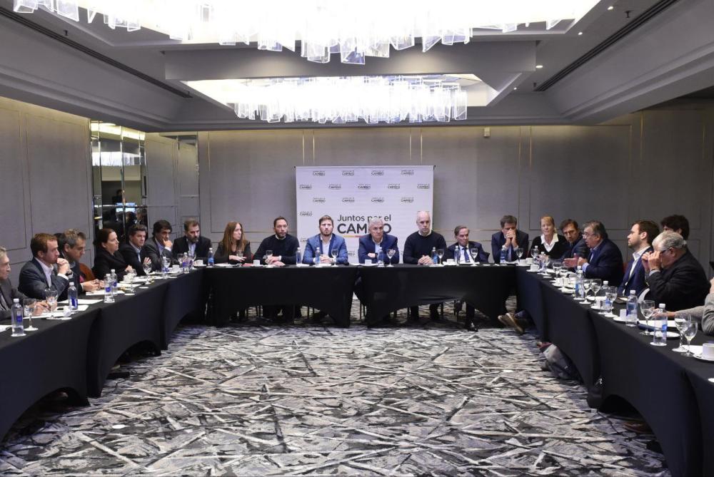 JxC tuvo su cumbre con economistas: “No se pueden repetir medidas que ya fracasaron”