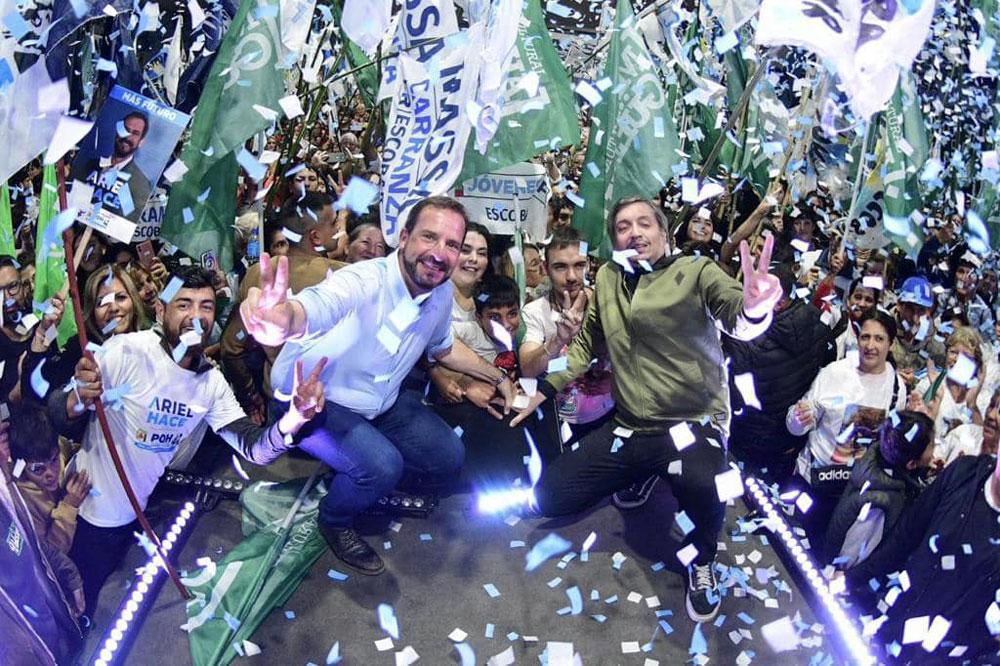 Colgado del hit mundialista, intendente del FdT lanzó campaña reeleccionista