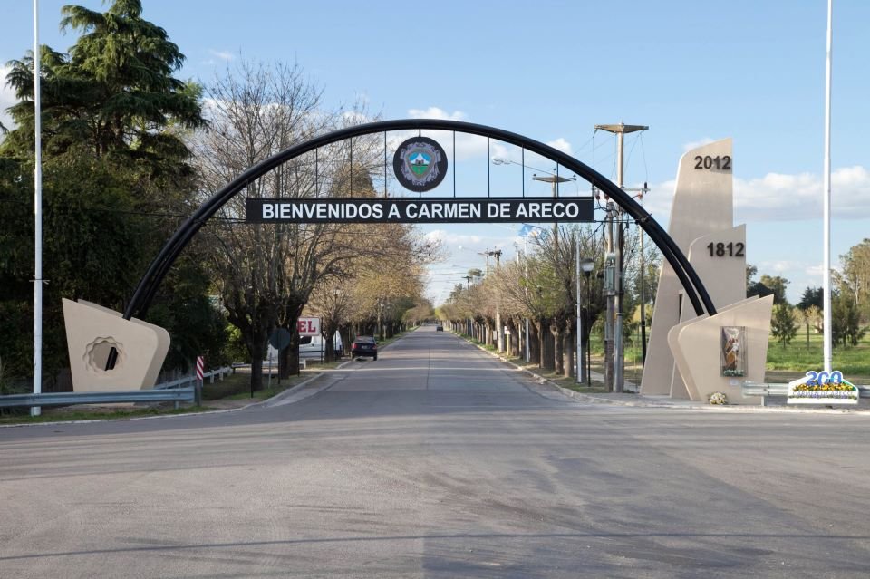 Fin de semana bien patrio en los pagos bonaerenses: locros, peñas y mucho más