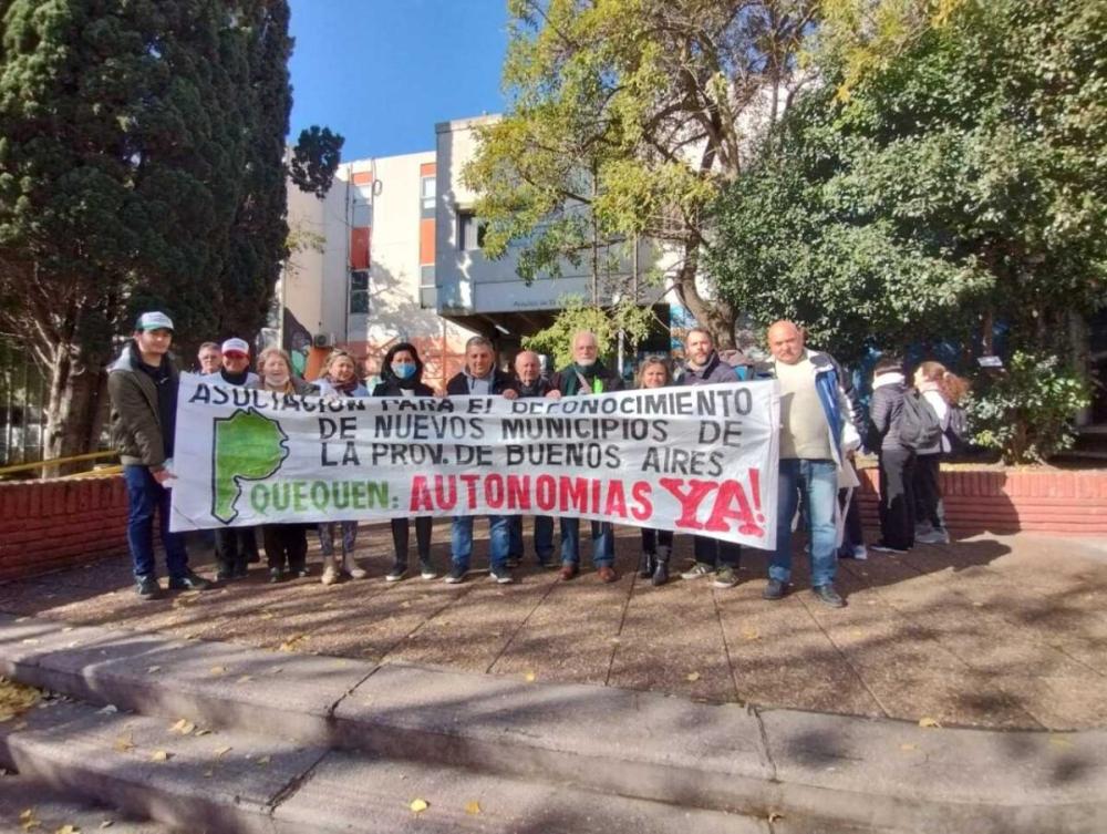 Los autonomistas patalearon frente al Congreso por nuevos municipios bonaerenses