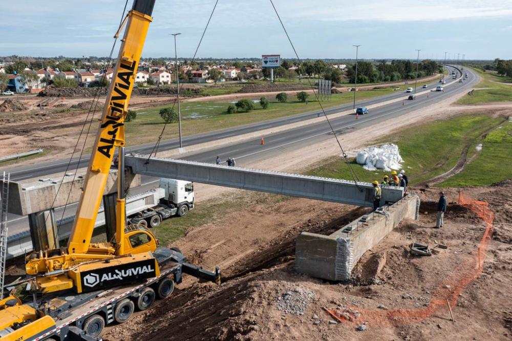 Atención: este viernes cierran la subida de la autopista La Plata - Buenos Aires
