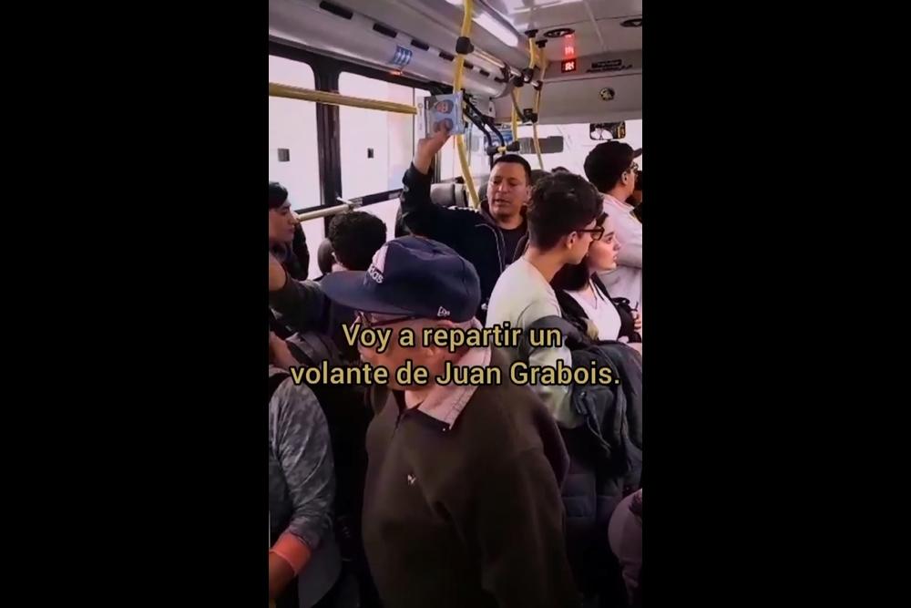 “Yiyo”, el vendedor ambulante de Morón que hace campaña por Grabois en los colectivos