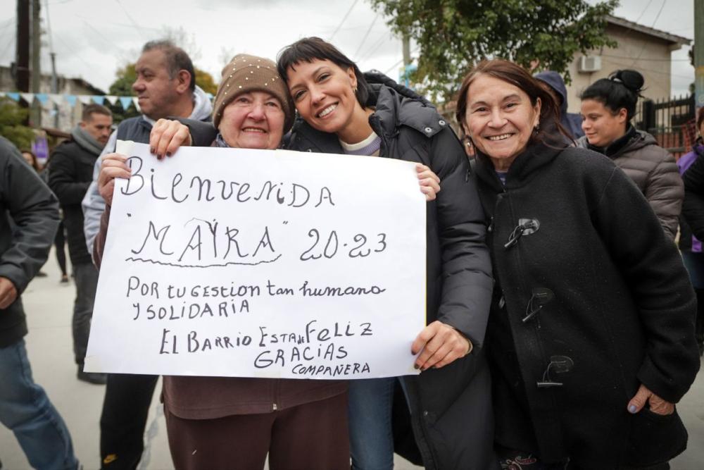 Mayra Mendoza se reunió con vecinos y les pidió 