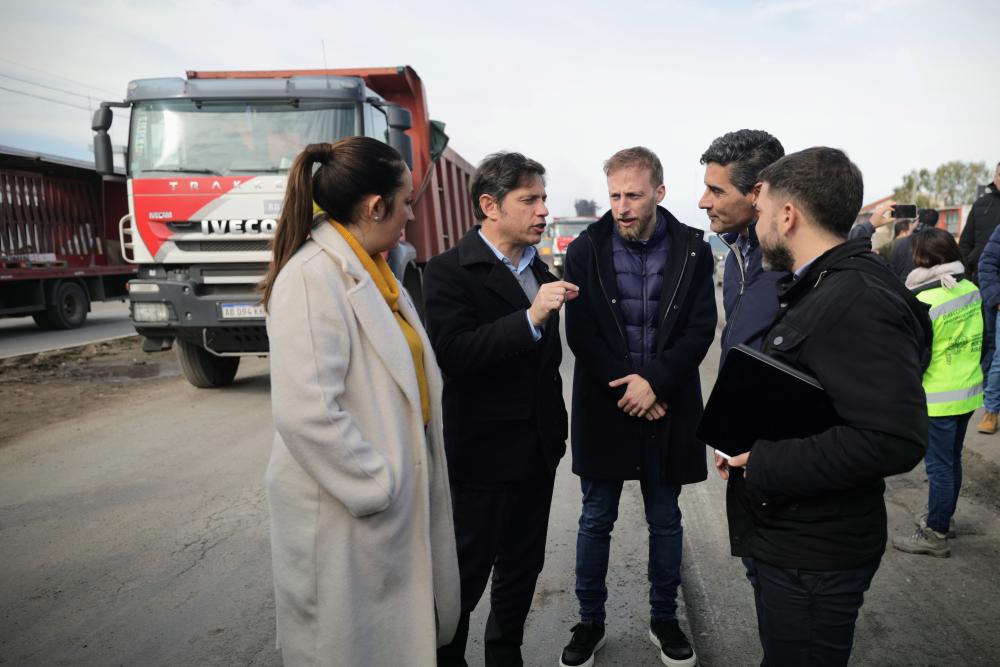 Kicillof recorrió obras en Lomas y encabezó el Consejo Regional de Salud