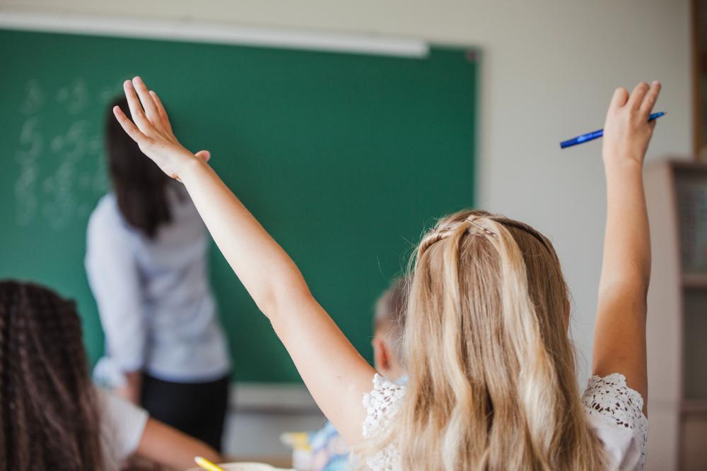 Este lunes habrá clases en las escuelas bonaerenses que serán centros de votación