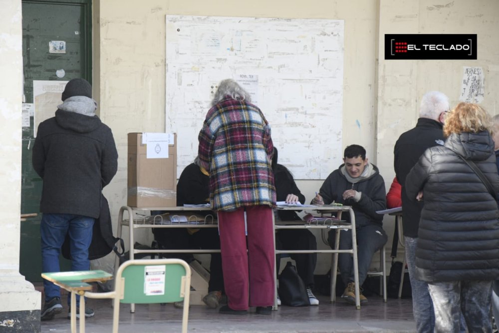 A una hora del cierre, ya votó el 61,5% del padrón y los principales candidatos