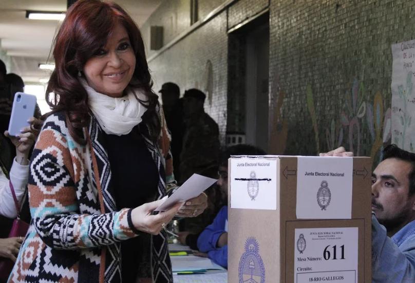 Votó Cristina Fernández de Kirchner: “Es un día de muchas emociones”