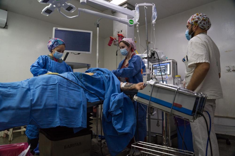 Finde de maratón quirúrgica en la Provincia: cuatro hospitales, 26 operaciones