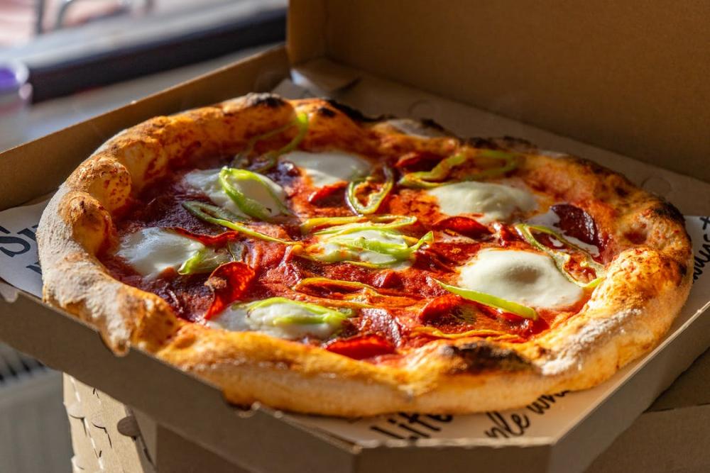 Convocan a comercios de La Plata a participar de la Noche de la Pizza y la Empanada