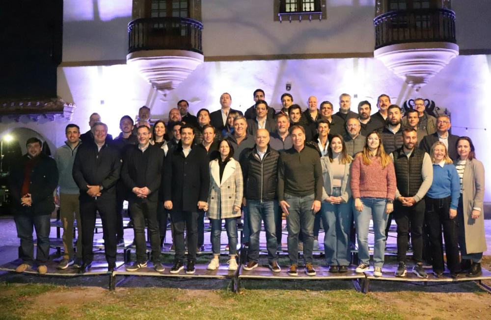 Provincia: los intendentes de JxC aseguran que sin ayuda no pueden pagar la suma fija