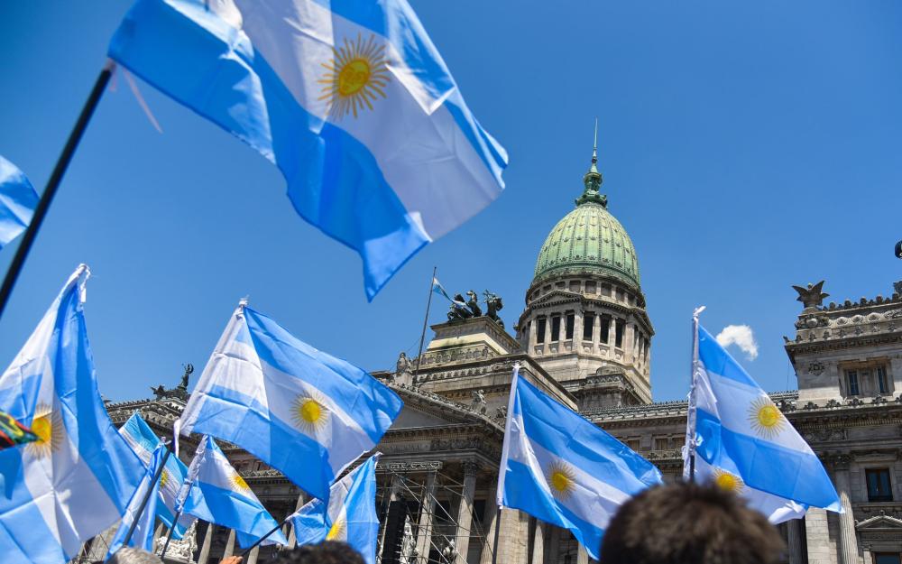 Nota de opinión: de mitómanos y ladrones, a psicópatas de manual