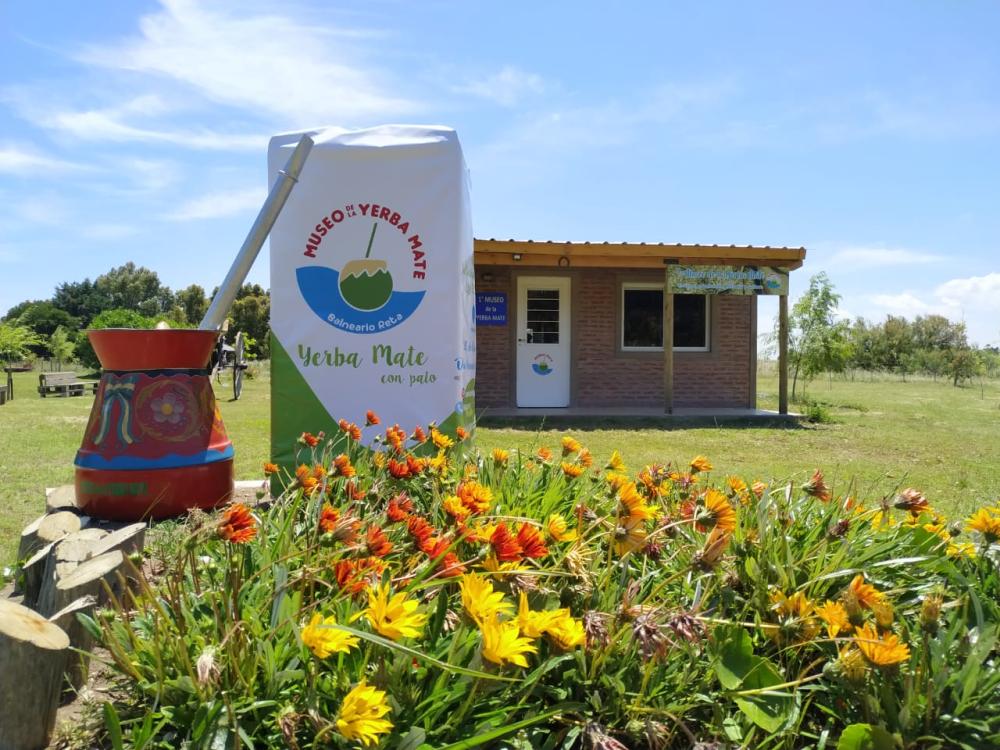 Finde largo bien campero, a pura fiesta del cordero, y del mate y la torta frita