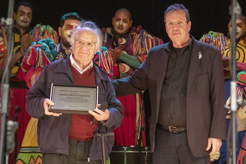 A 43 años de su Nobel, Pérez Esquivel pidió: “Por favor, no voten a sus verdugos”