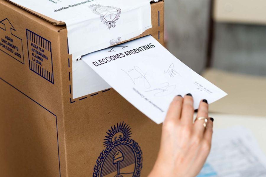 ¿Cuántos son los argentinos residentes en el exterior habilitados para votar?