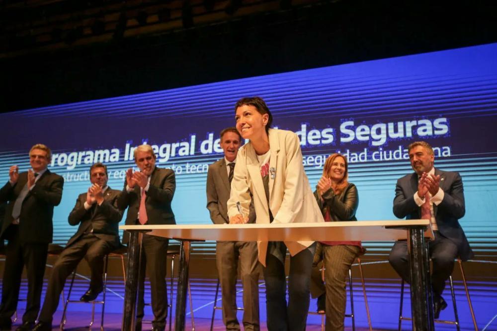 Cómo es el programa Ciudades Seguras al que adhirieron municipios bonaerenses