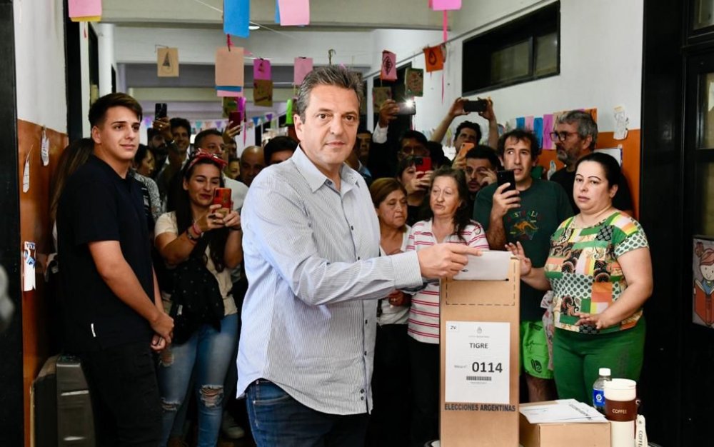 Sergio Massa emitió su voto: “Es un día histórico para la Argentina”